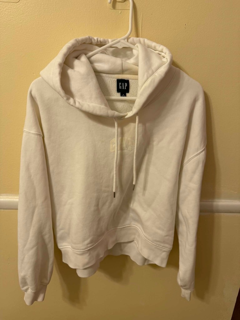 GAP Women's Cream Pullover Hoodie